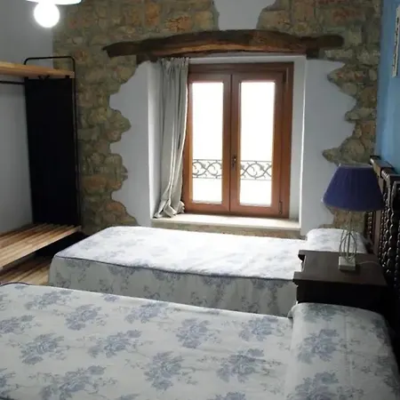 Hébergement de vacances La Bernarda Completa La Rad