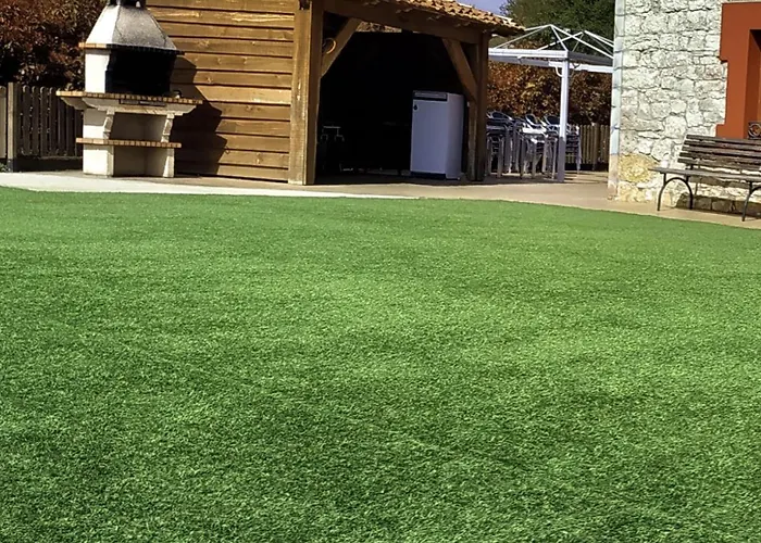 La Bernarda Completa Nyaraló La Rad